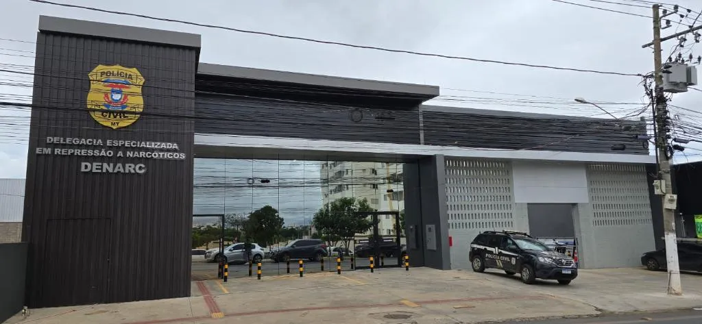 Polícia Civil cumpre mandados contra comércio ilegal de armas