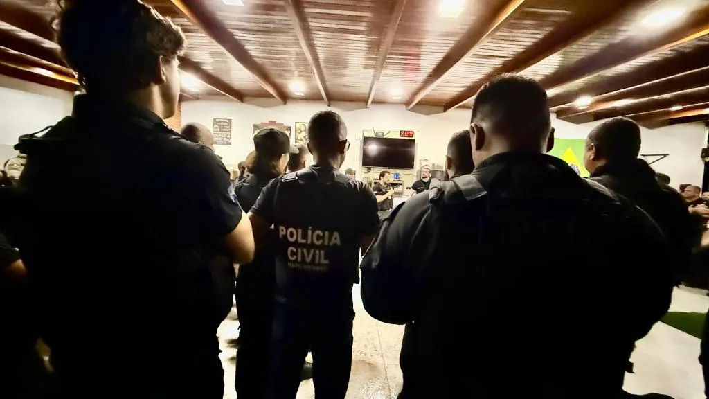 Polícia Civil cumpre 80 mandados contra facção em Sinop