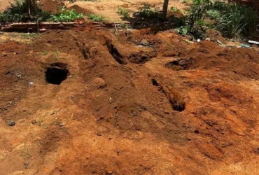 PM encontra cadáver enterrado em quintal e prende três em Água Boa