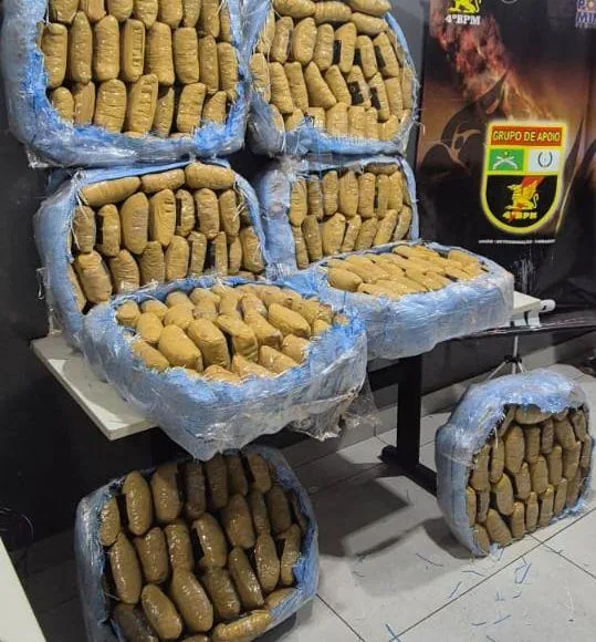 PM apreende 240 tabletes de maconha em Várzea Grande