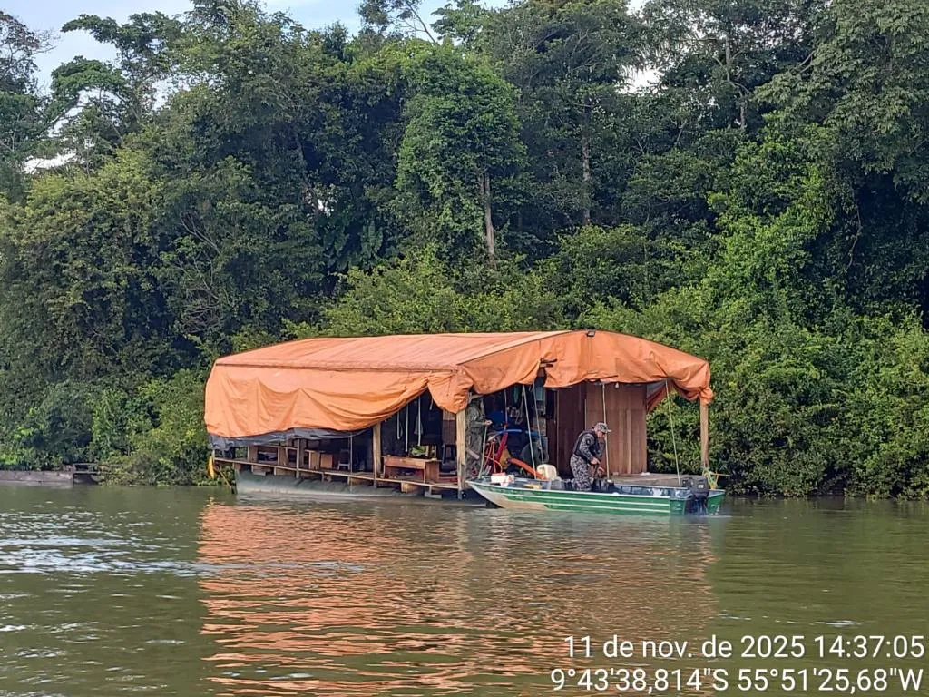 Polícia prende faccionados em garimpo ilegal no Rio Teles Pires