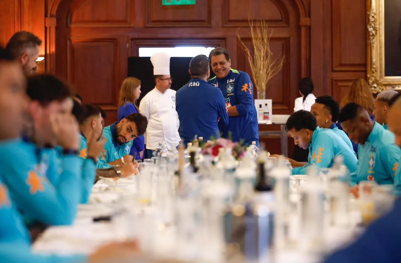 Ronei Freitas lidera delegação da Seleção Brasileira