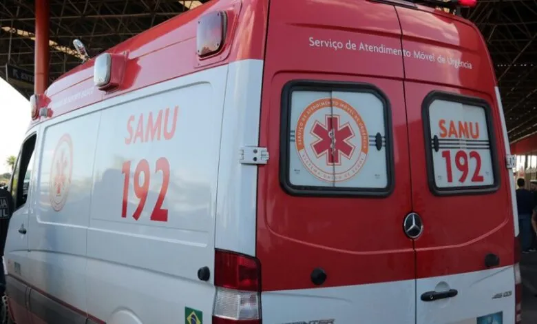 Motociclista fica gravemente ferido em colisão no centro de Rondonópolis