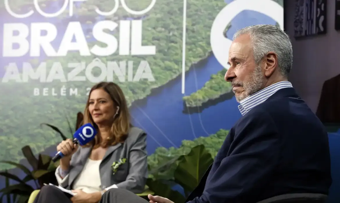 China reforça apoio ao combate do clima durante debates da COP30