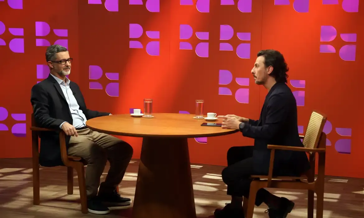 Observatório do Clima destaca papel do Brasil na COP30 em entrevista ao DR com Demori