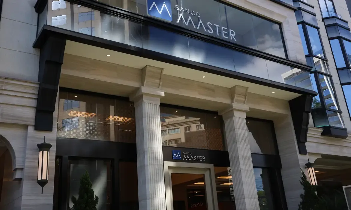 Golpes no ressarcimento do Banco Master geram alerta de especialistas
