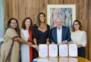 Quilombolas têm avanço com assinatura de 28 decretos de regularização