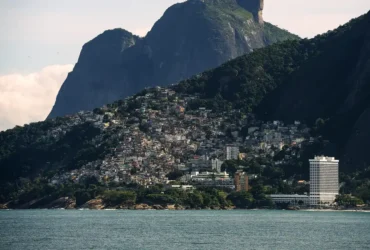 Turismo impulsiona qualificação de mototaxistas em favelas do Rio