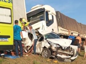 Acidente envolveu três carretas e três carros; vítimas foram encaminhadas ao Hospital Municipal de Cuiabá