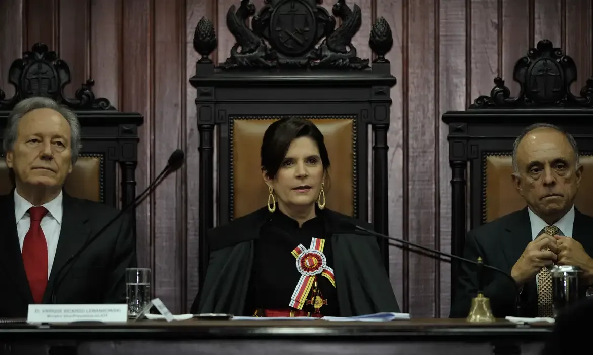 Presidente do STM denuncia tom misógino em crítica de ministro