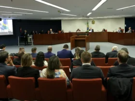 STF retoma julgamento de núcleo golpista com militares e policial