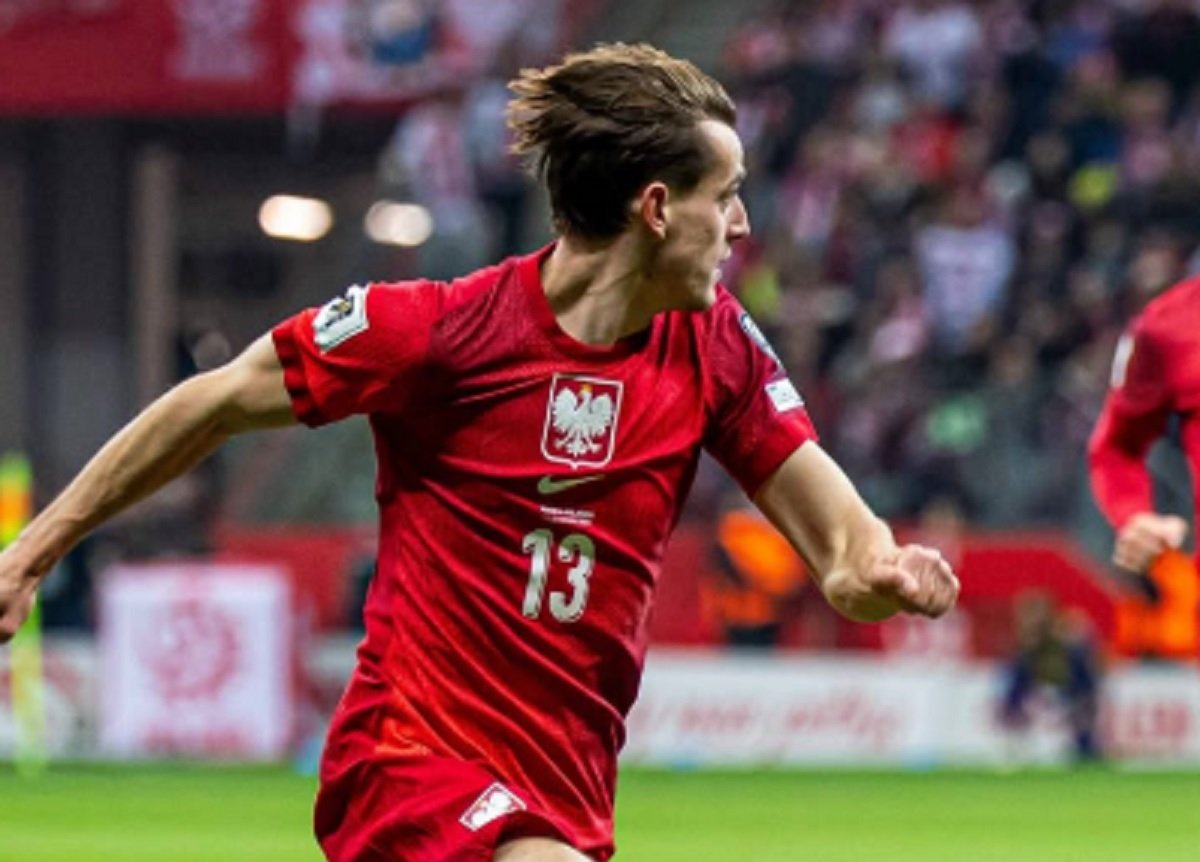 Malta x Polônia: onde assistir e tudo sobre o duelo decisivo das Eliminatórias. Imagem: Seleção da Polônia Malta x Polônia: onde assistir e tudo sobre o duelo decisivo das Eliminatórias. Imagem: Seleção da Polônia