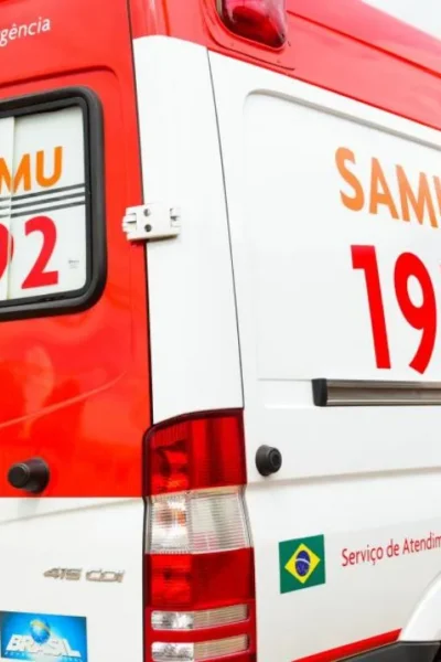 Três estudantes ficam feridas em colisão entre ônibus escolar e caminhão em Sorriso